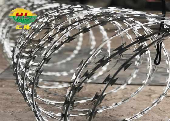 BTO-16 2.8MM COIL WIRE Hotdip gegalvaniseerd grens van Oekraïne Concertina Razor Wire
